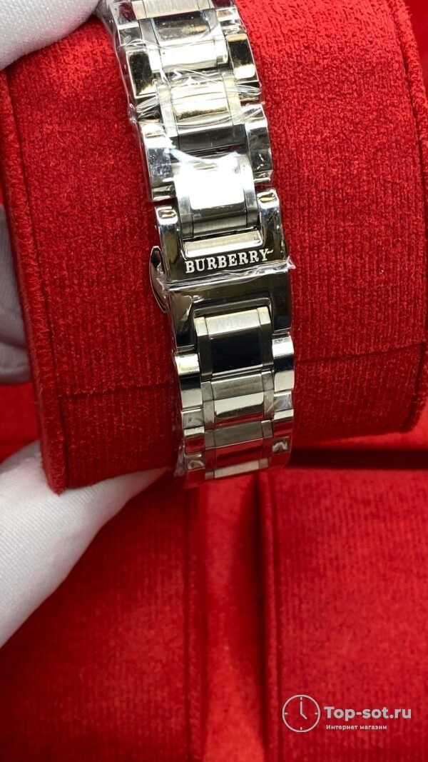 Часы Burberry Nova Check — изображение 5