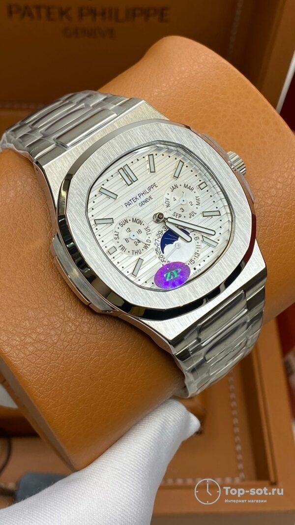 Часы Patek Philippe Nautilus — изображение 2