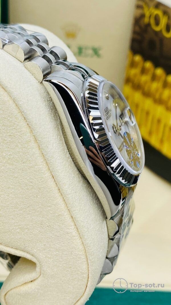 Часы Rolex Oyster Perpetual Datejust — изображение 4