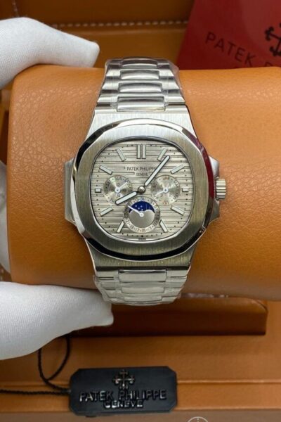 Часы Patek Philippe
