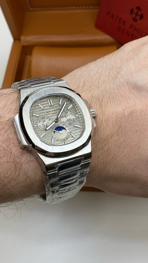 Часы Patek Philippe Nautilus — изображение 8