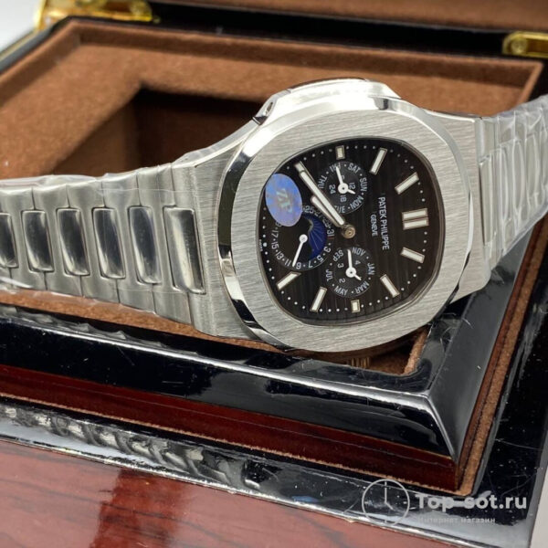 Часы Patek Philippe Nautilus — изображение 5