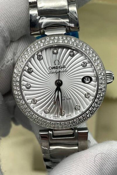 Часы Omega