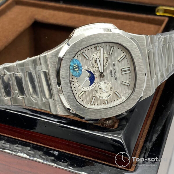 Часы Patek Philippe Nautilus — изображение 7