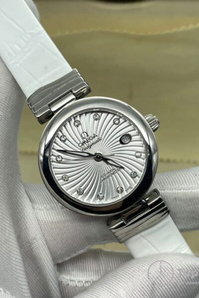 Часы Omega