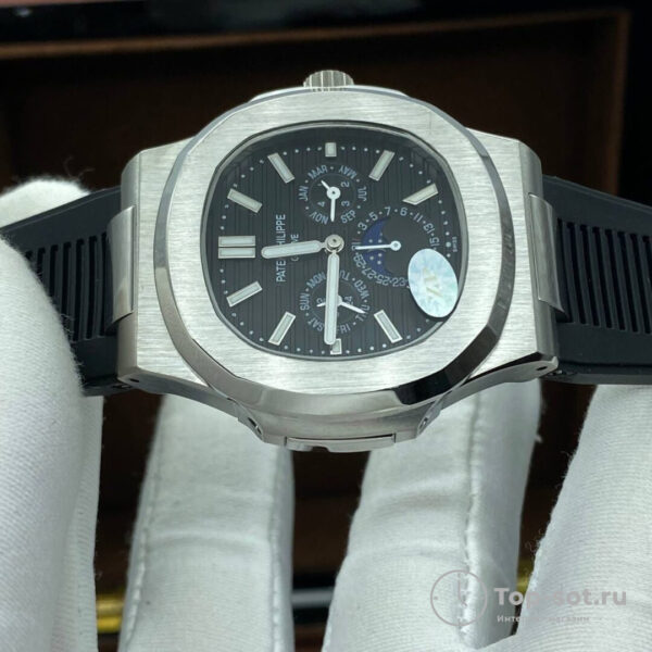 Часы Patek Philippe Nautilus — изображение 5