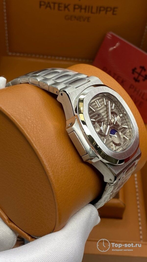 Часы Patek Philippe Nautilus — изображение 3