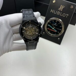 Часы Hublot