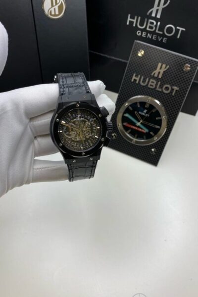 Часы Hublot