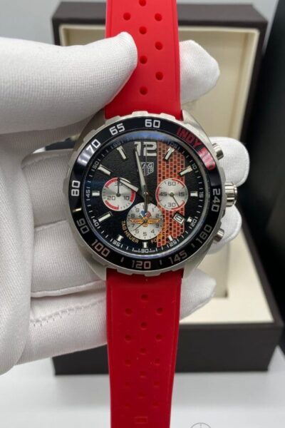 Часы TAG Heuer FORMULA 1