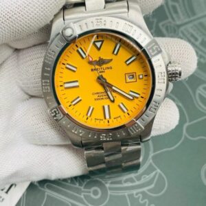 Часы Breitling AVENGER