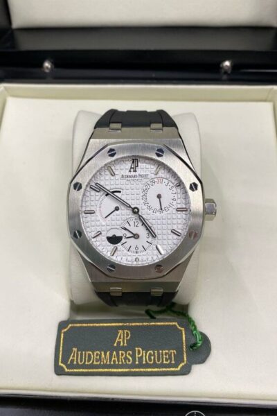 Часы Audemars Piguet Royal Oak Power Reserve