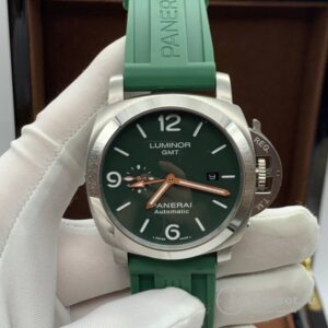 Часы Panerai Luminor GMT