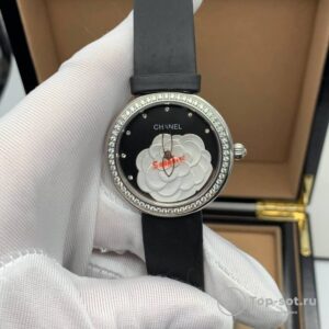 Часы Chanel Mademoiselle Prive