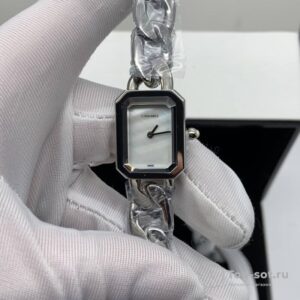 Часы Chanel