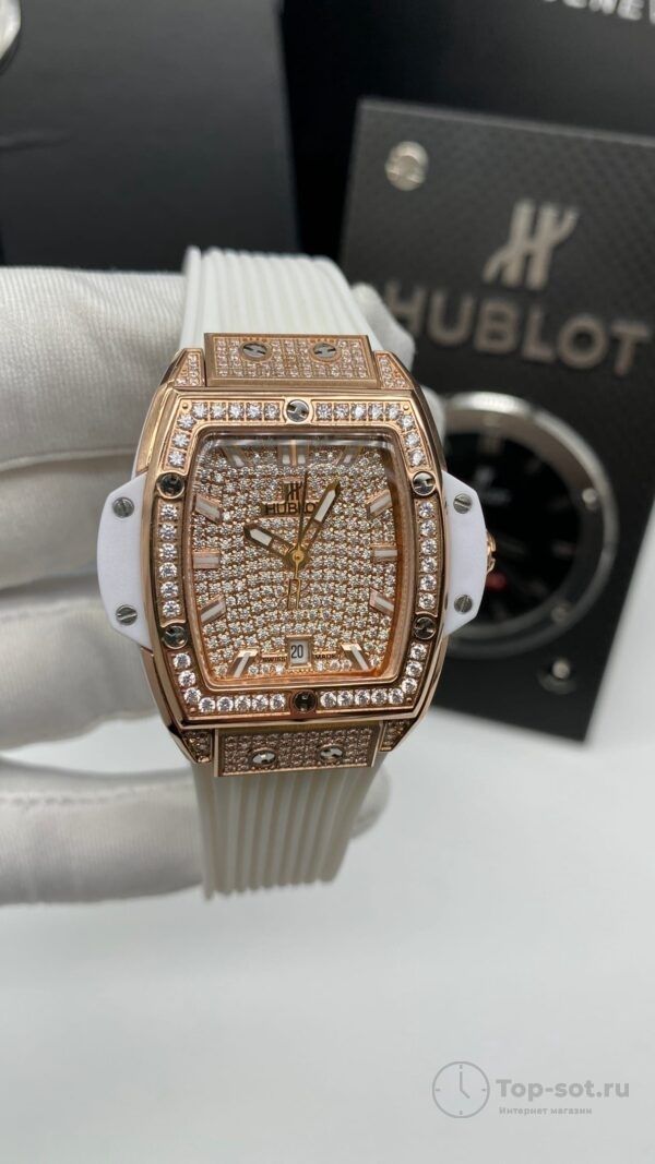 Часы Hublot Spirit of Big Bang