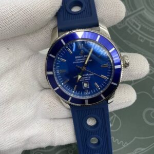 Часы Breitling Superocean Heritage