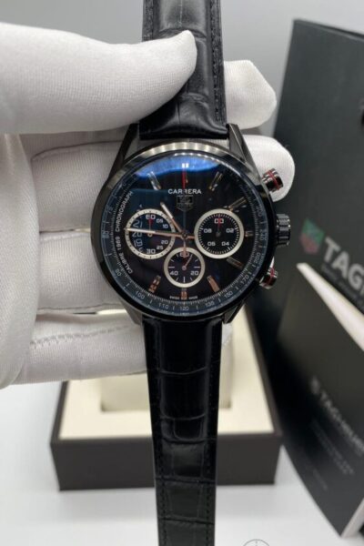 Часы TAG Heuer CARRERA