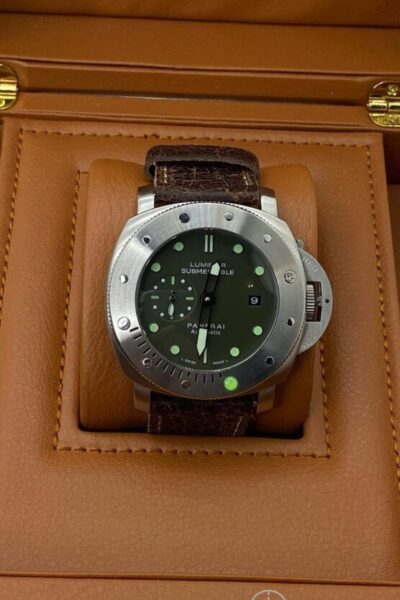 Часы Panerai Luminor