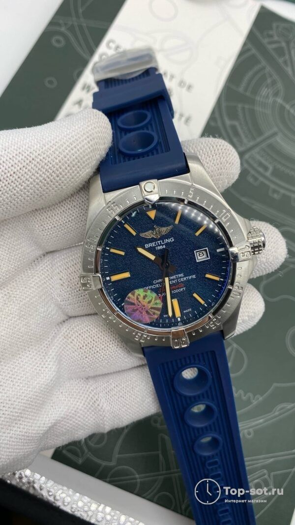Часы Breitling Avenger
