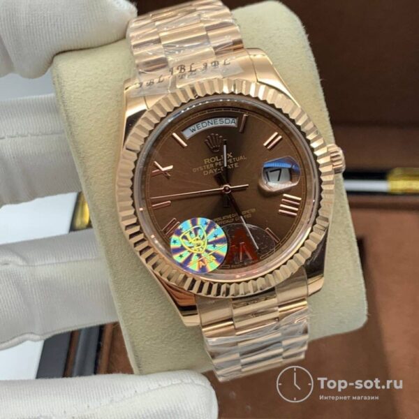 Часы Rolex Oyster Perpetual Day - Date — изображение 2