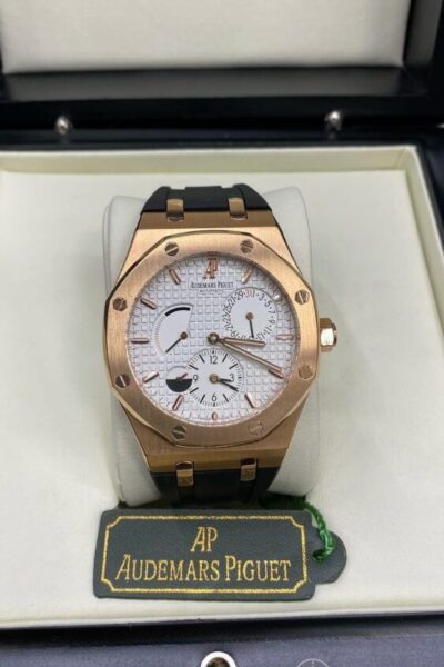 Часы Audemars Piguet Royal Oak Power Reserve
