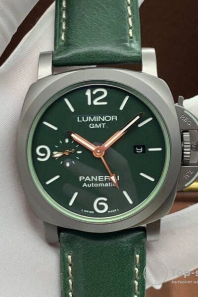 Часы Panerai Luminor GMT