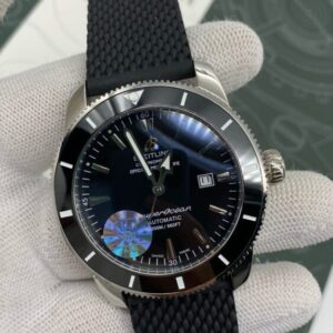 Часы Breitling Superocean Heritage