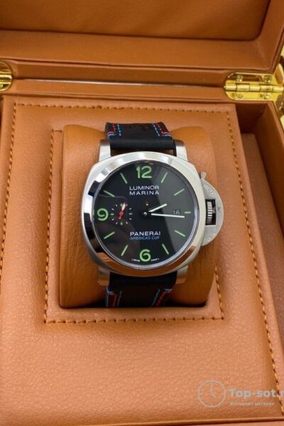 Часы Panerai Luminor Marina