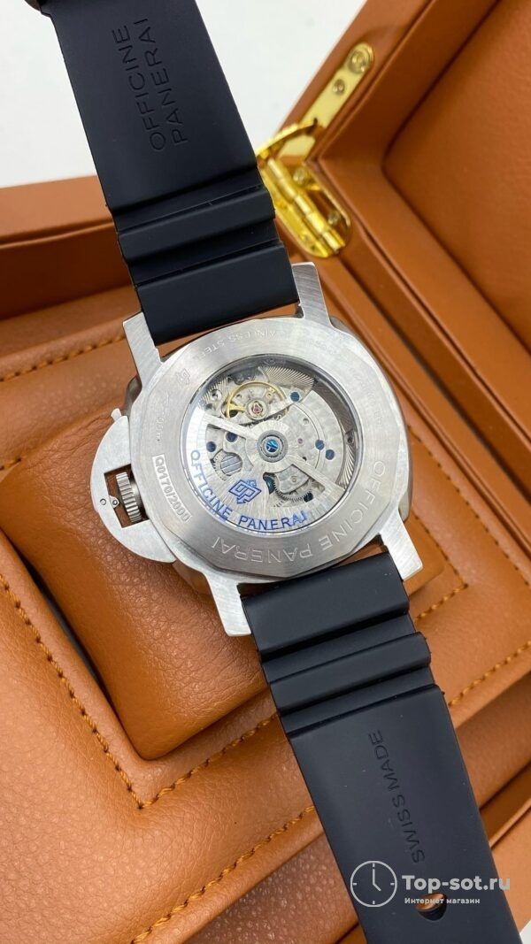 Часы Panerai Luminor Submersible — изображение 3