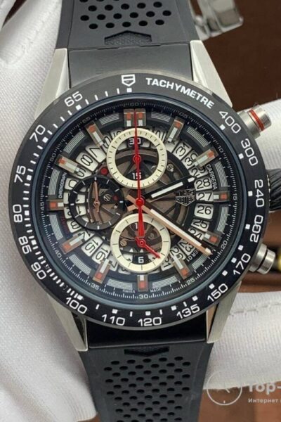 Часы TAG Heuer CARRERA Heuer 01
