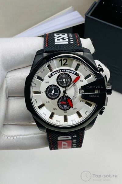 Часы Diesel Mega Chief DZ4512