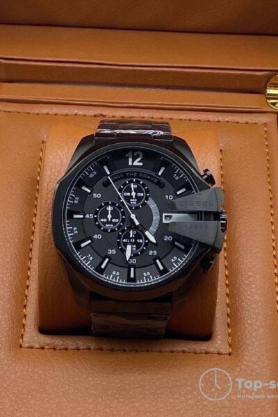 Часы Diesel Mega Chief DZ4283