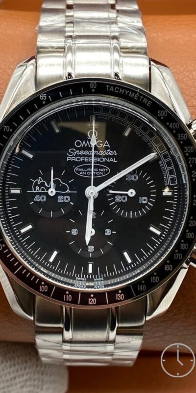 часы Omega Speedmaster