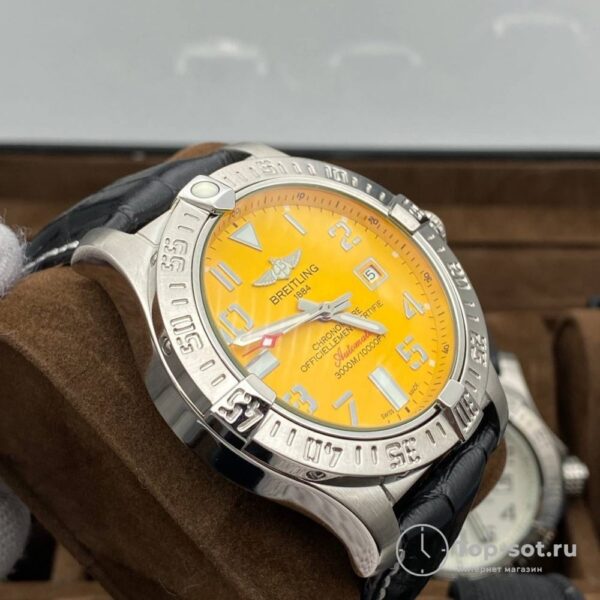 Часы  Breitling Avenger — изображение 3