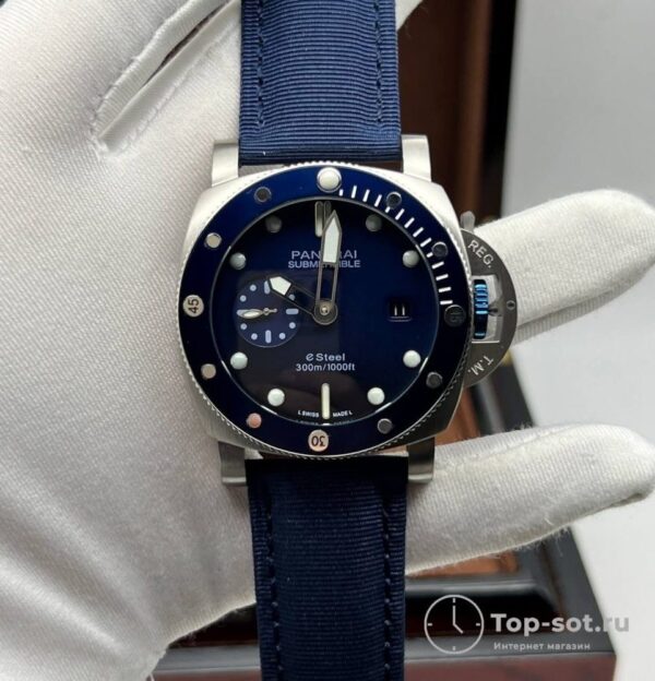 часы PANERAI LUMINOR SUBMERSIBLE