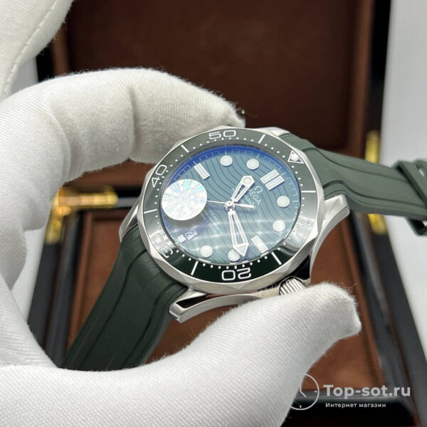 Часы Omega Seamaster Diver — изображение 3