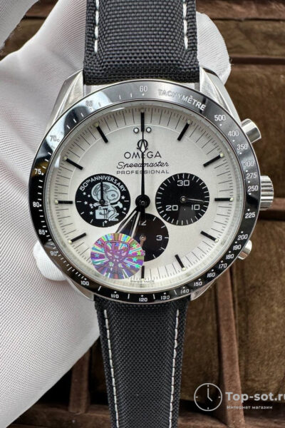 часы Omega Speedmaster