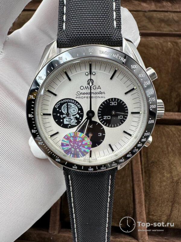 часы Omega Speedmaster