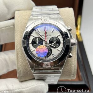 часы Breitling Chronomat