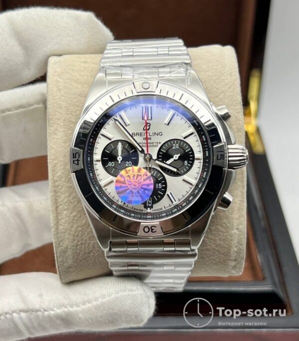 часы Breitling Chronomat