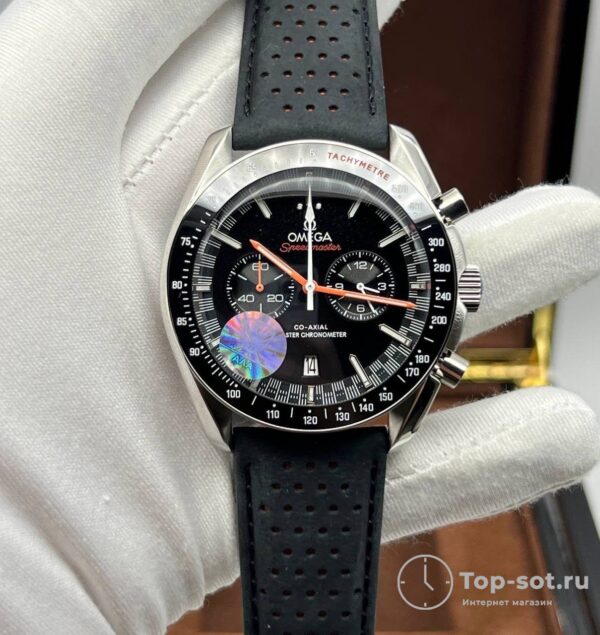 часы Omega Speedmaster
