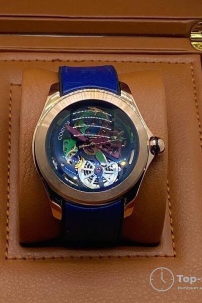 Часы Corum