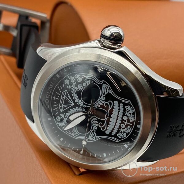 Часы CORUM — изображение 3