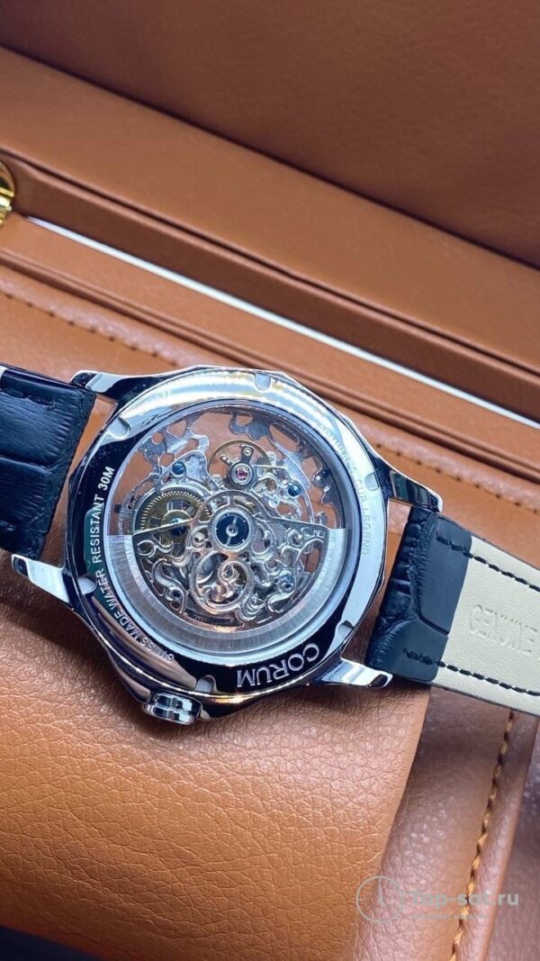 Часы CORUM — изображение 3