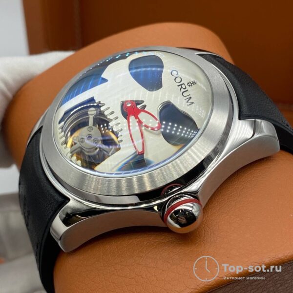 Часы CORUM — изображение 3