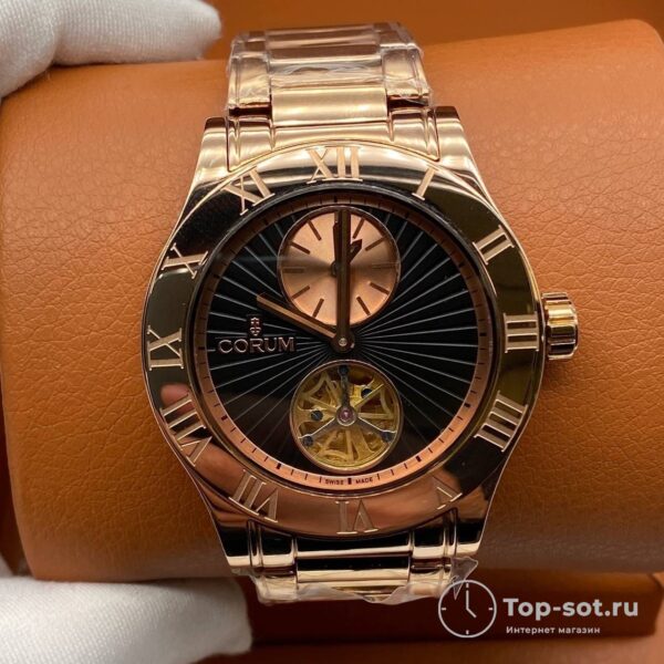 Часы CORUM