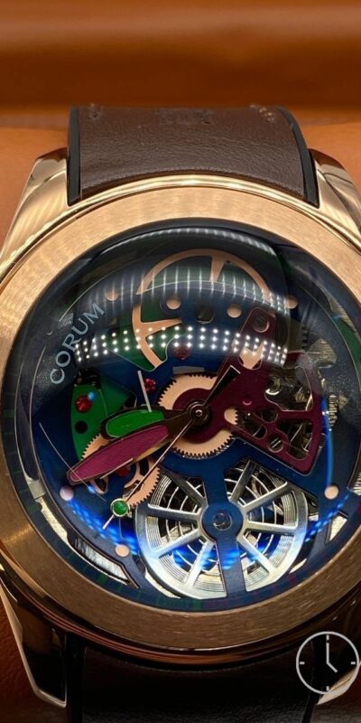 часы CORUM