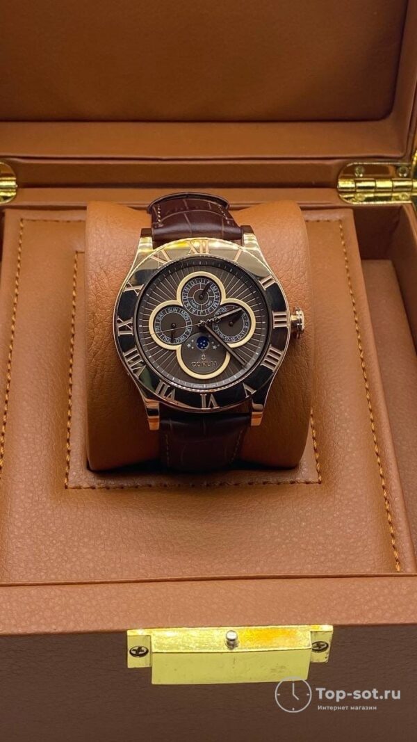Часы CORUM ADMIRAL'S CUP