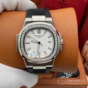 часы Patek Philippe Nautilus